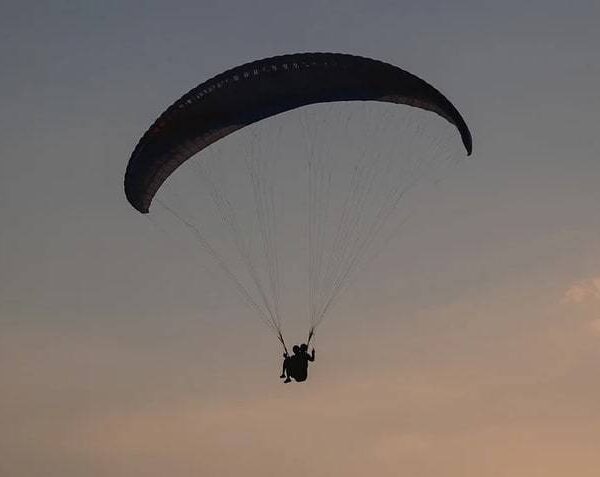 Découvrez le saut en parachute dans la région de Saumur